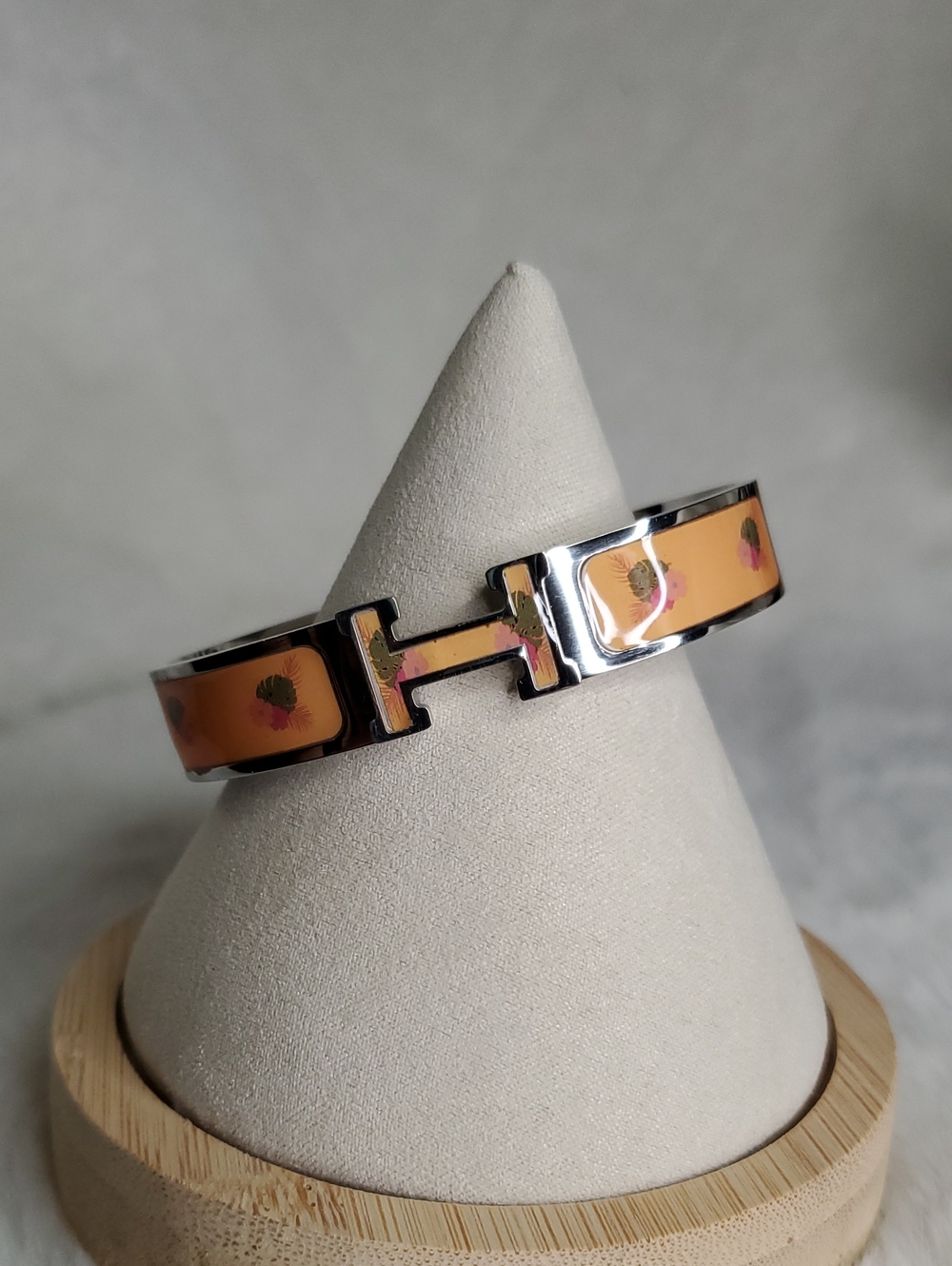 Fashion Jewelry Silver H-Link Bracelet with Orange Floral Enamel